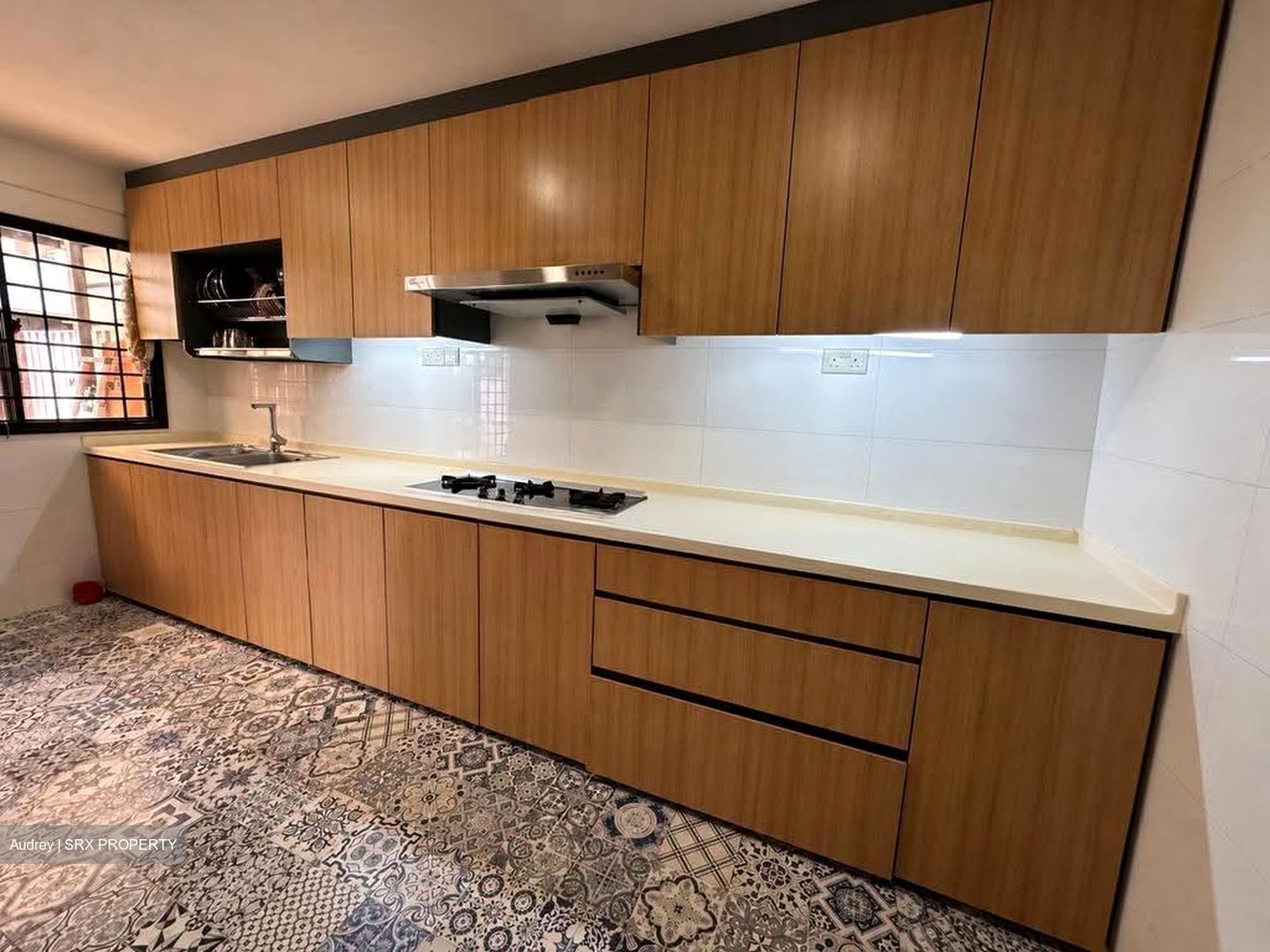 Dbella Terrace (D19), Terrace #631829421